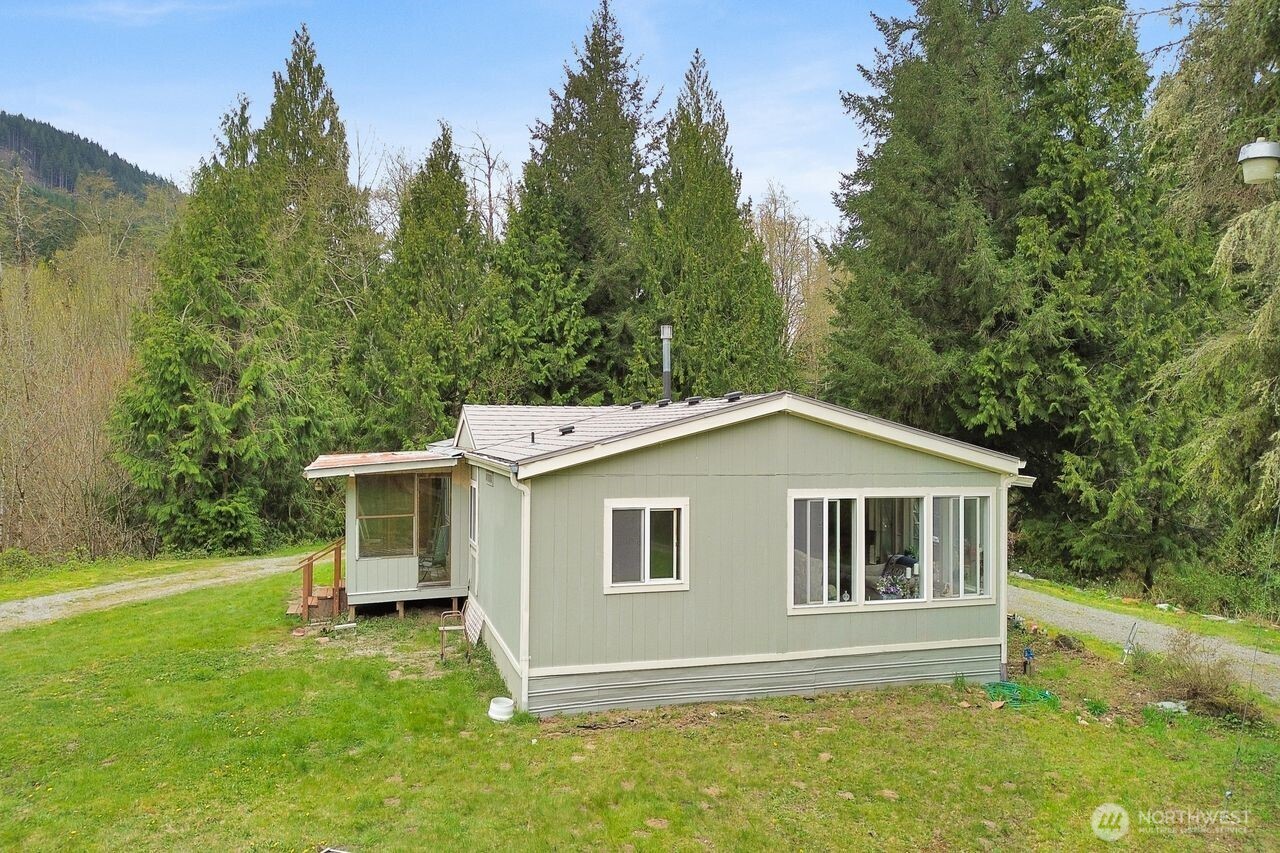 1120 Shaw Road , Bellingham, WA 98229