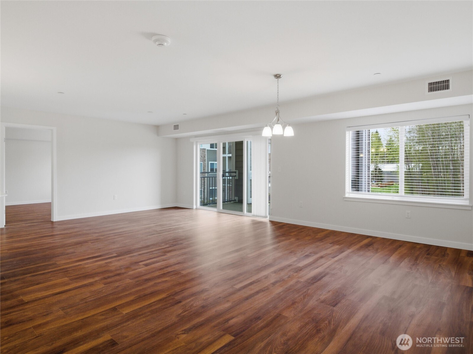 3803 17th Street SW #216, Puyallup, WA 98373