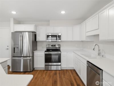 3803 17th Street SW #216, Puyallup, WA 98373 - Photo 10