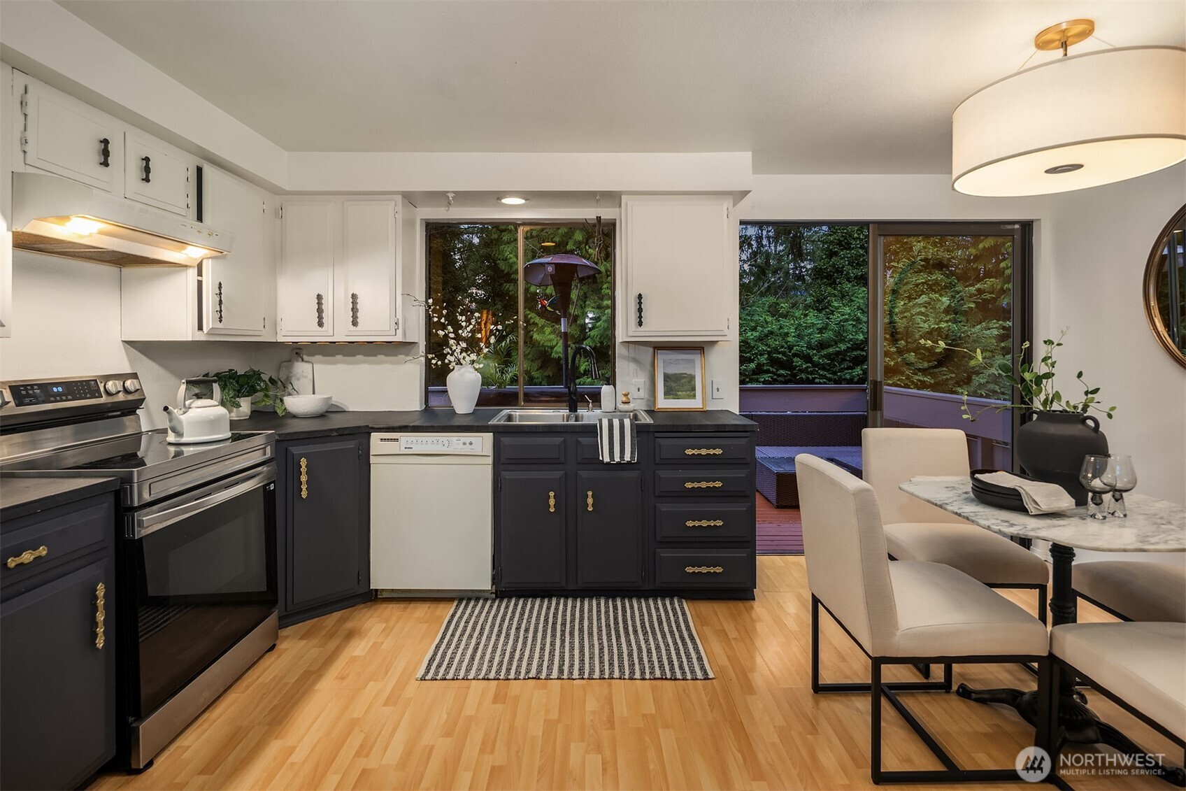 6612 129th Place SE, Bellevue, WA 98006