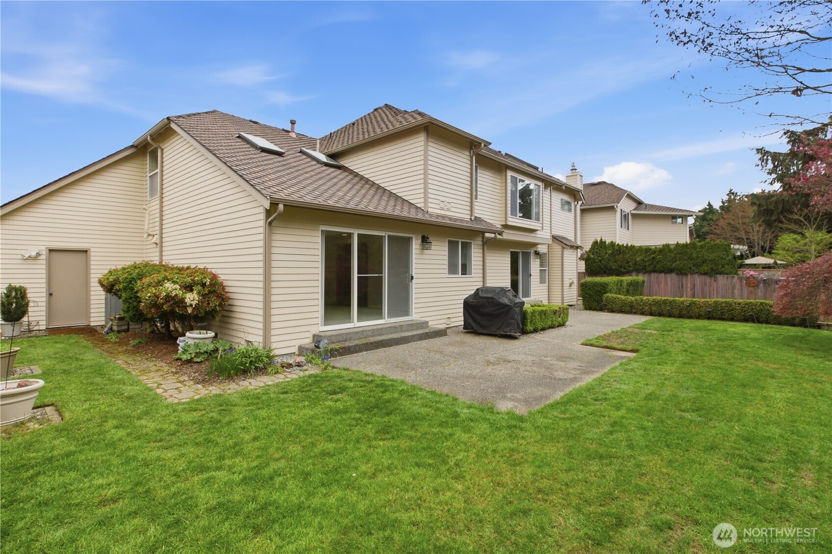 26105 159th Place SE, Covington, WA 98042