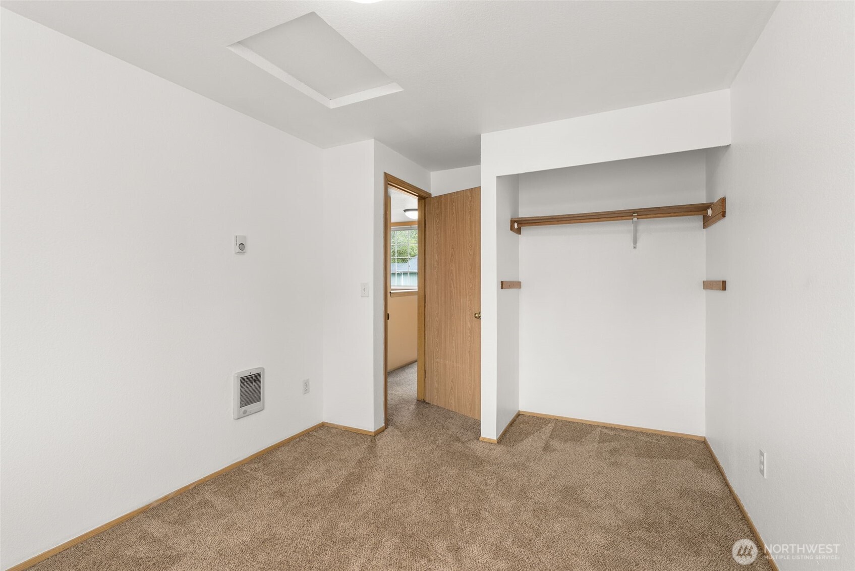 606 Malibu Drive SE, Lacey, WA 98503