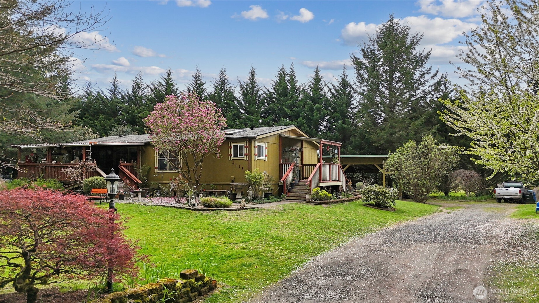 4116 NW Fir Tree Drive , Woodland, WA 98674-2237