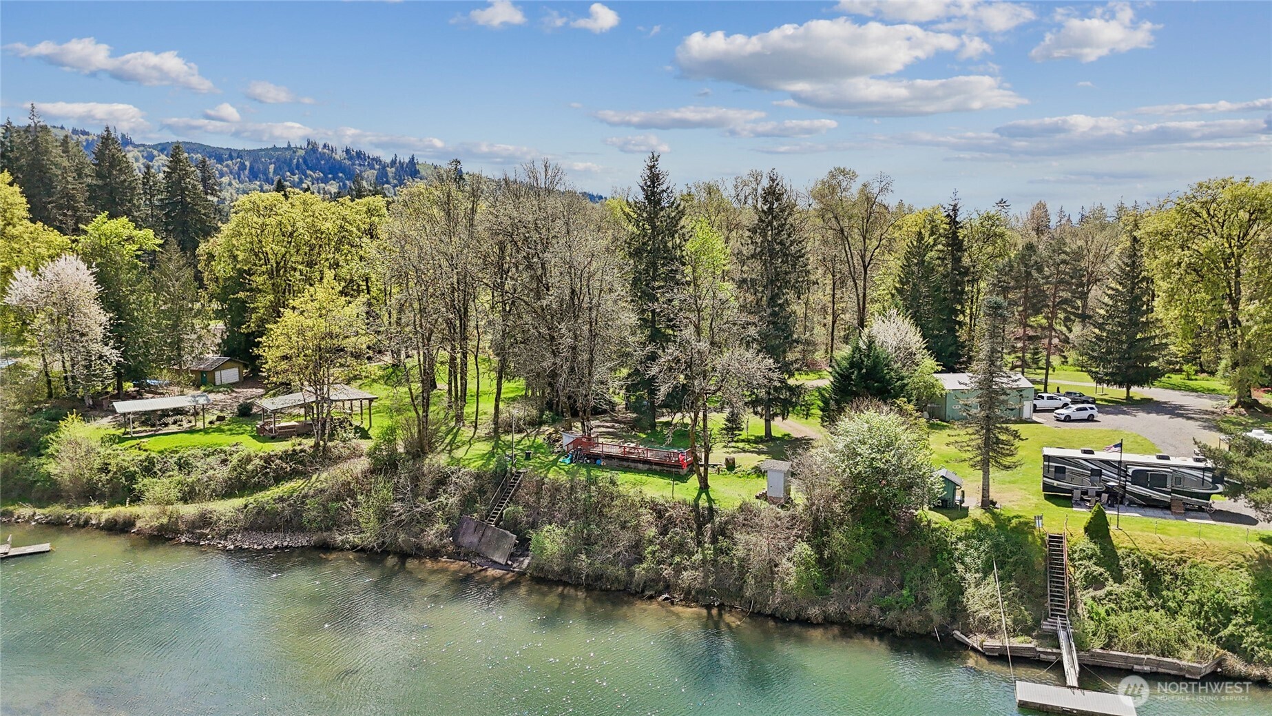 4116 NW Fir Tree Drive , Woodland, WA 98674-2237