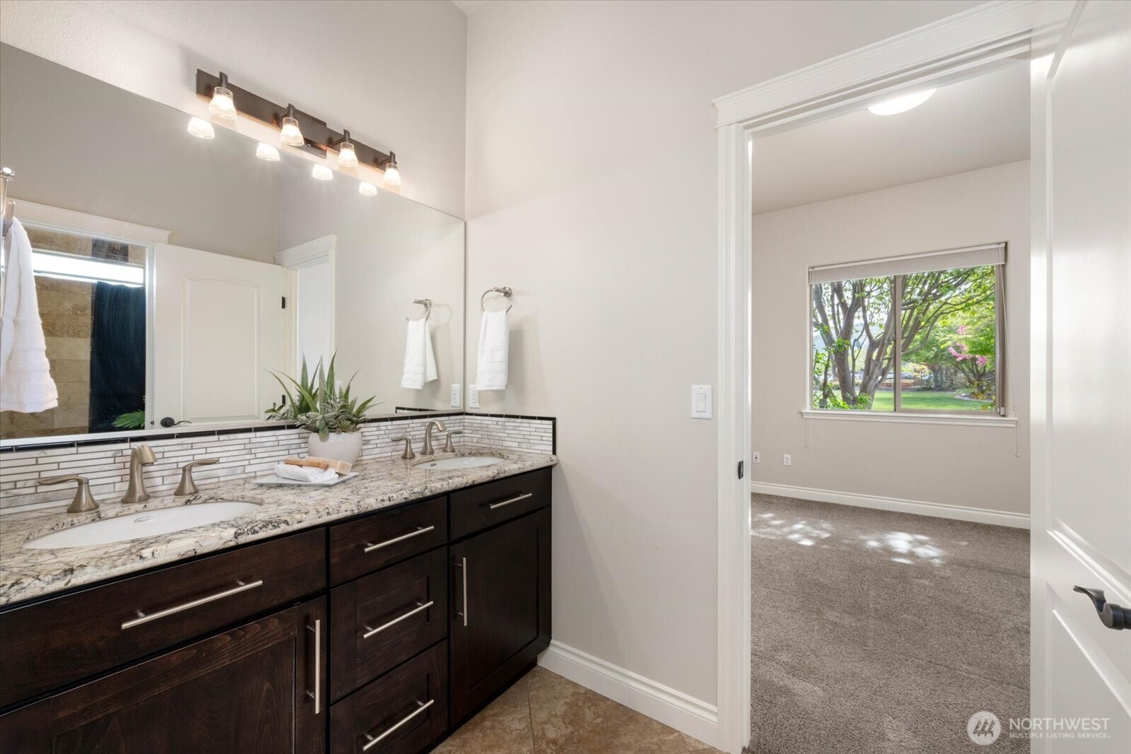 1799 Silver Court , Richland, WA 99352