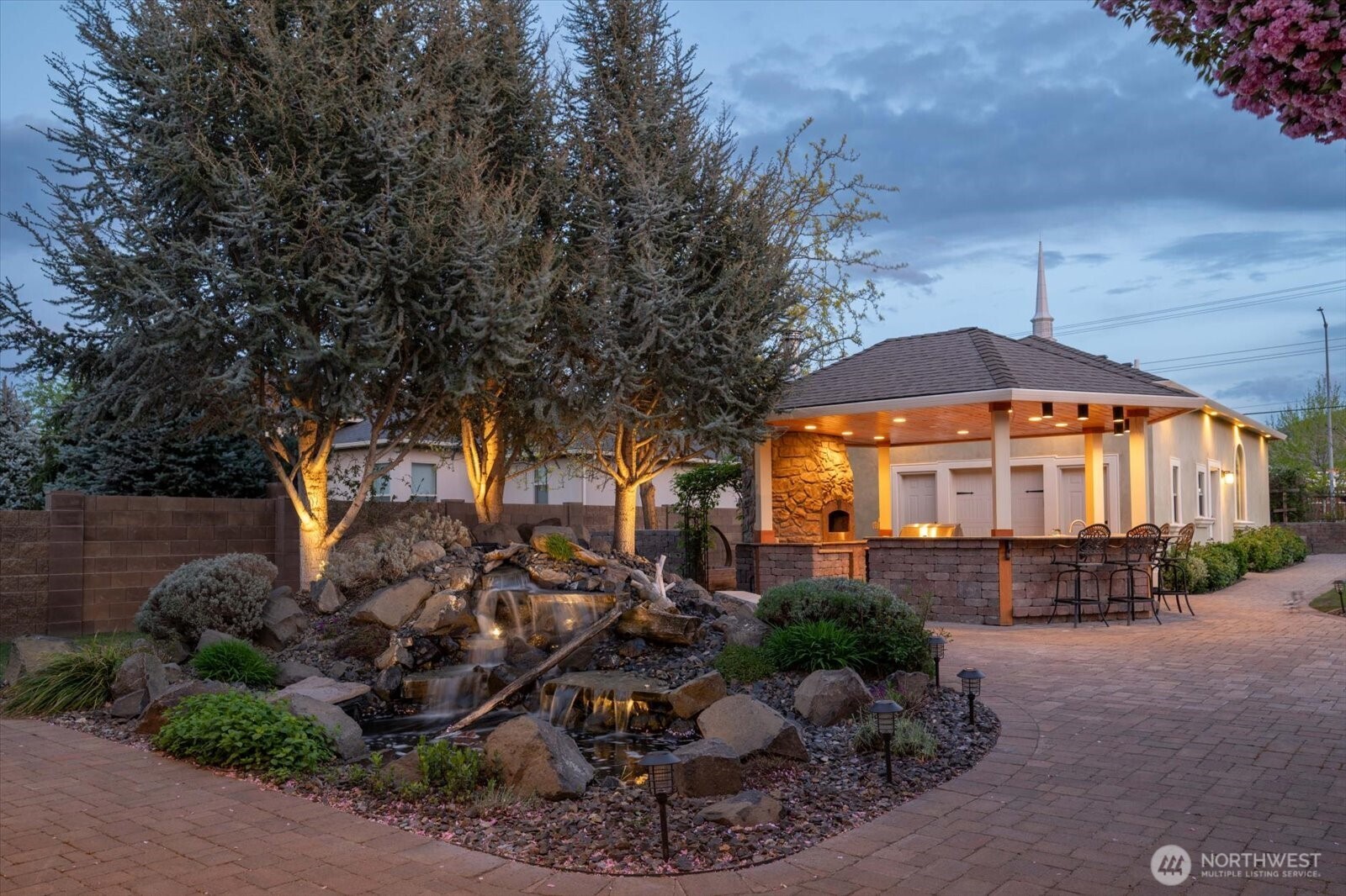 1799 Silver Court , Richland, WA 99352