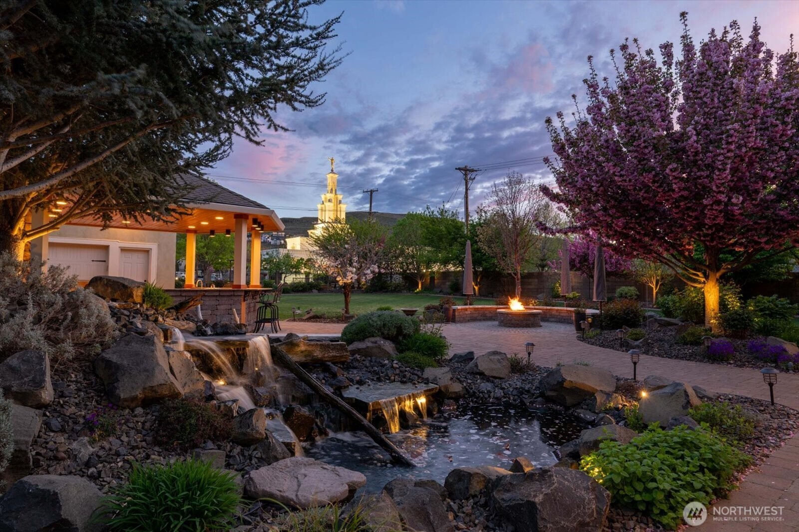 1799 Silver Court , Richland, WA 99352