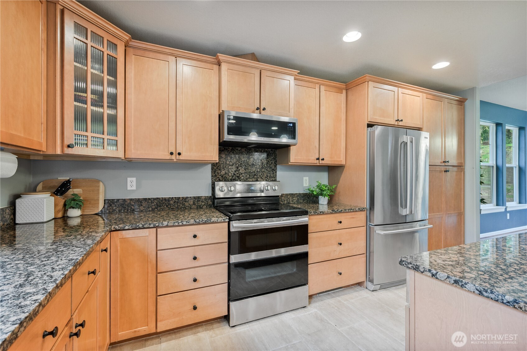 148 W Canyon View Drive , Longview, WA 98632