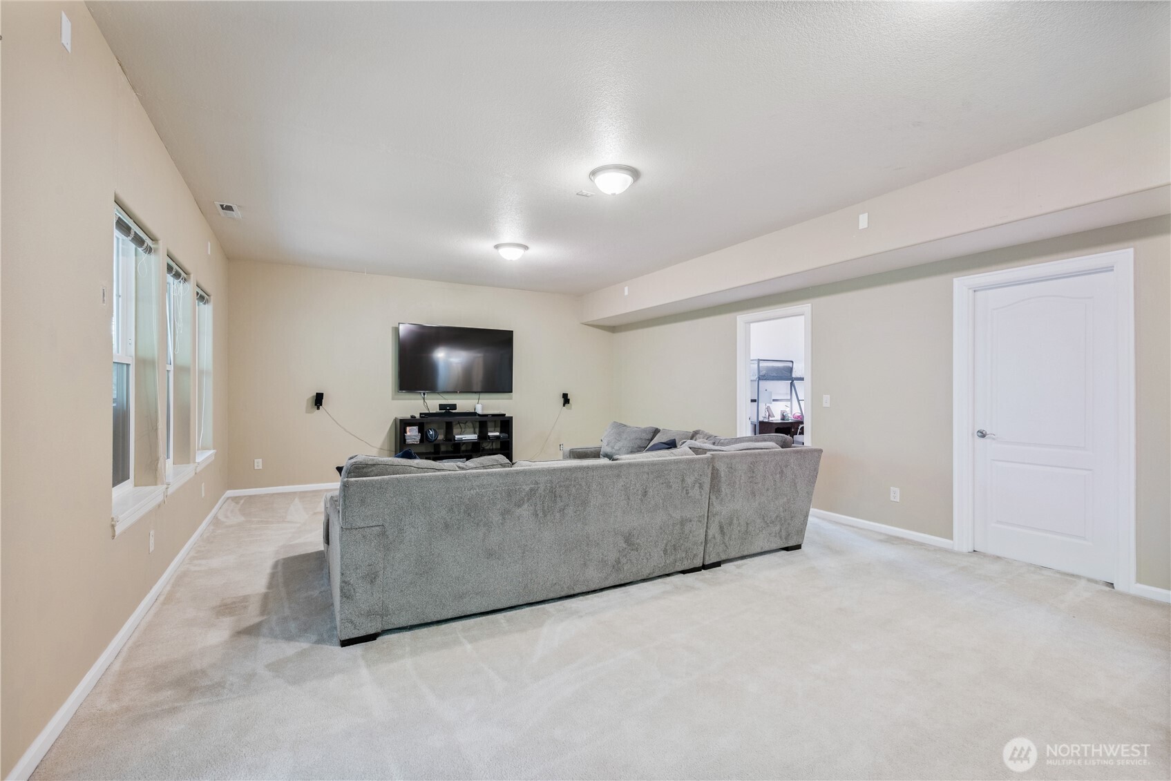 148 W Canyon View Drive , Longview, WA 98632