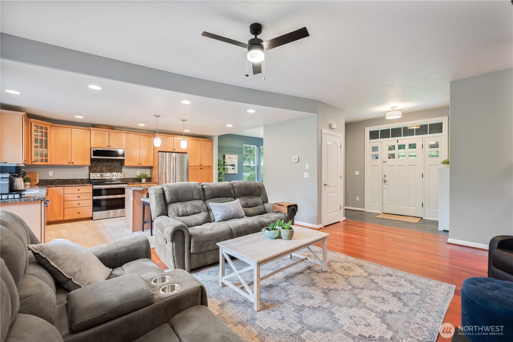 148 W Canyon View Drive , Longview, WA 98632