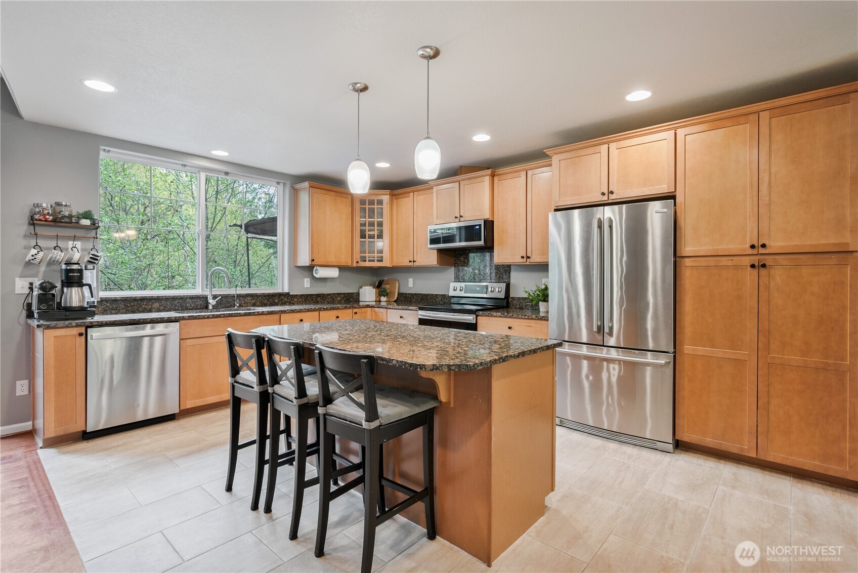148 W Canyon View Drive , Longview, WA 98632