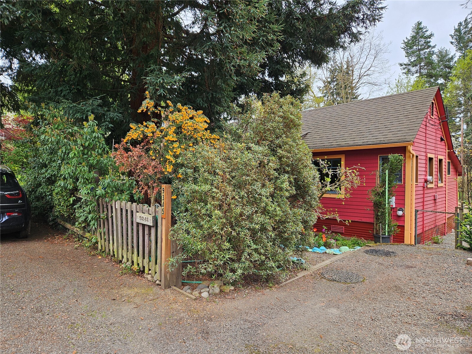 9345 NE Seaview Avenue , Indianola, WA 98342