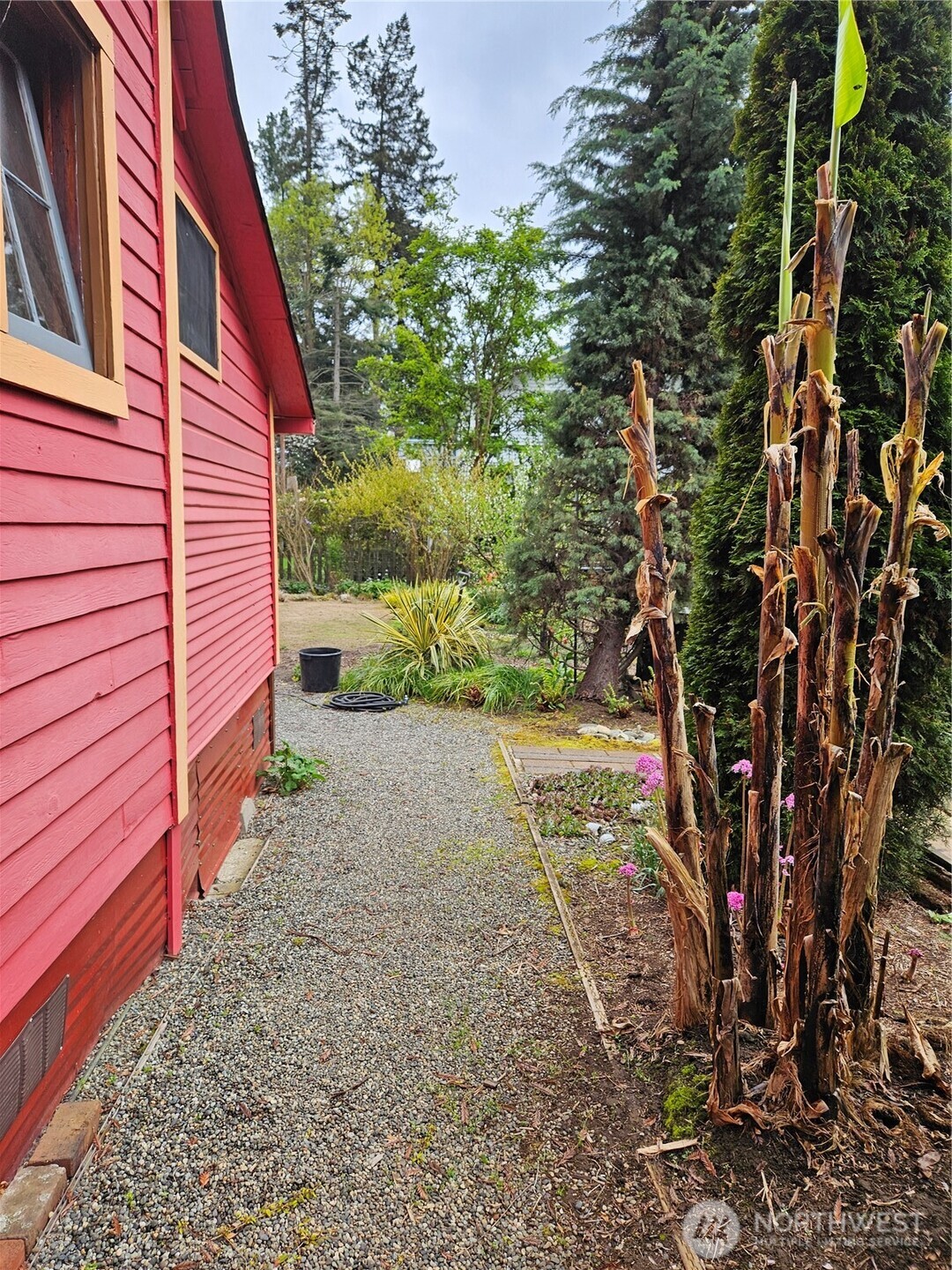 9345 NE Seaview Avenue , Indianola, WA 98342
