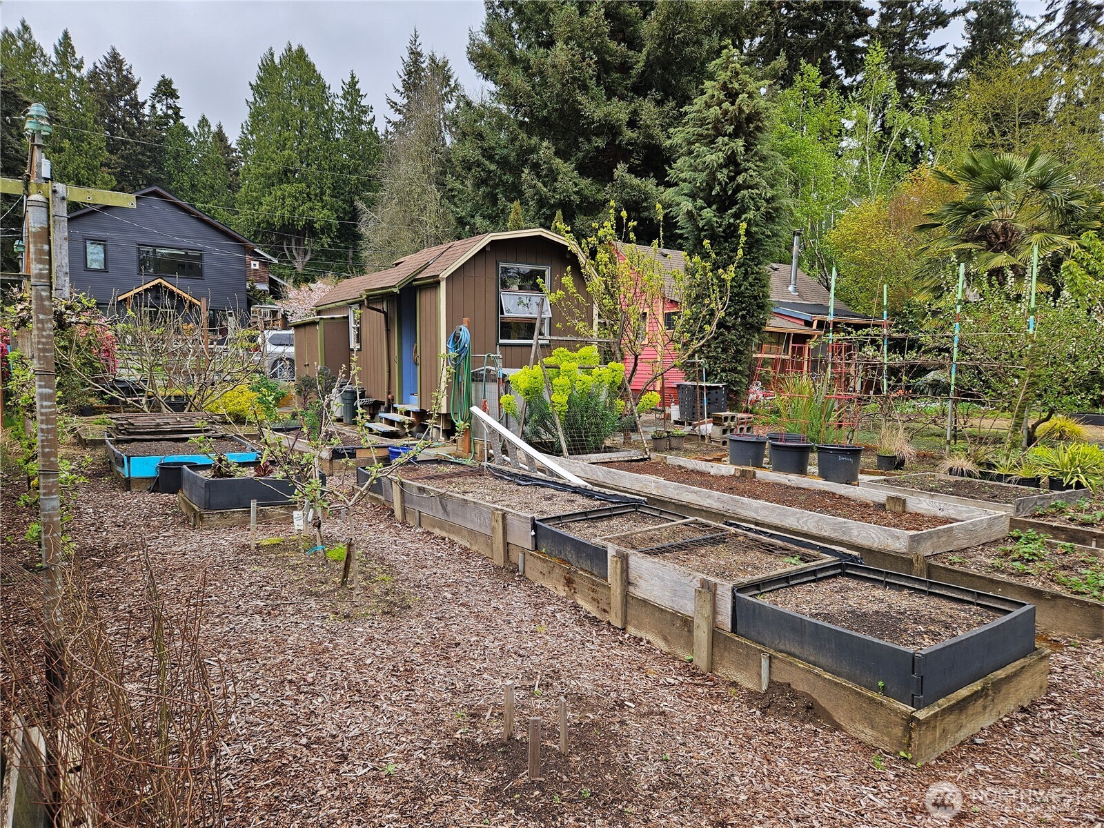 9345 NE Seaview Avenue , Indianola, WA 98342