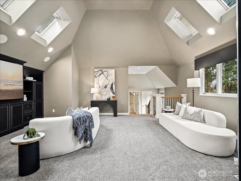 6158 162nd Place SE, Bellevue, WA 98006
