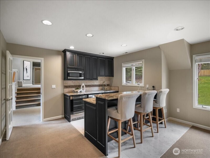 6158 162nd Place SE, Bellevue, WA 98006