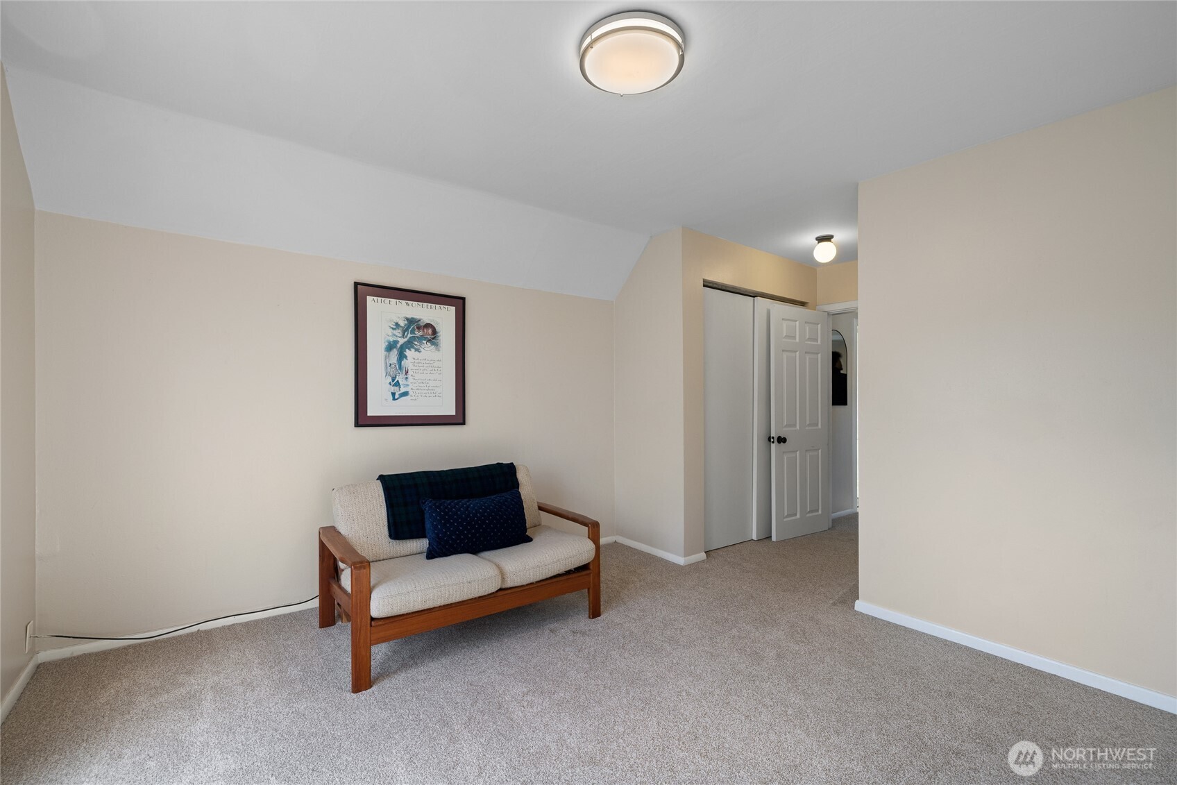 1119 N Oakes Street , Tacoma, WA 98406
