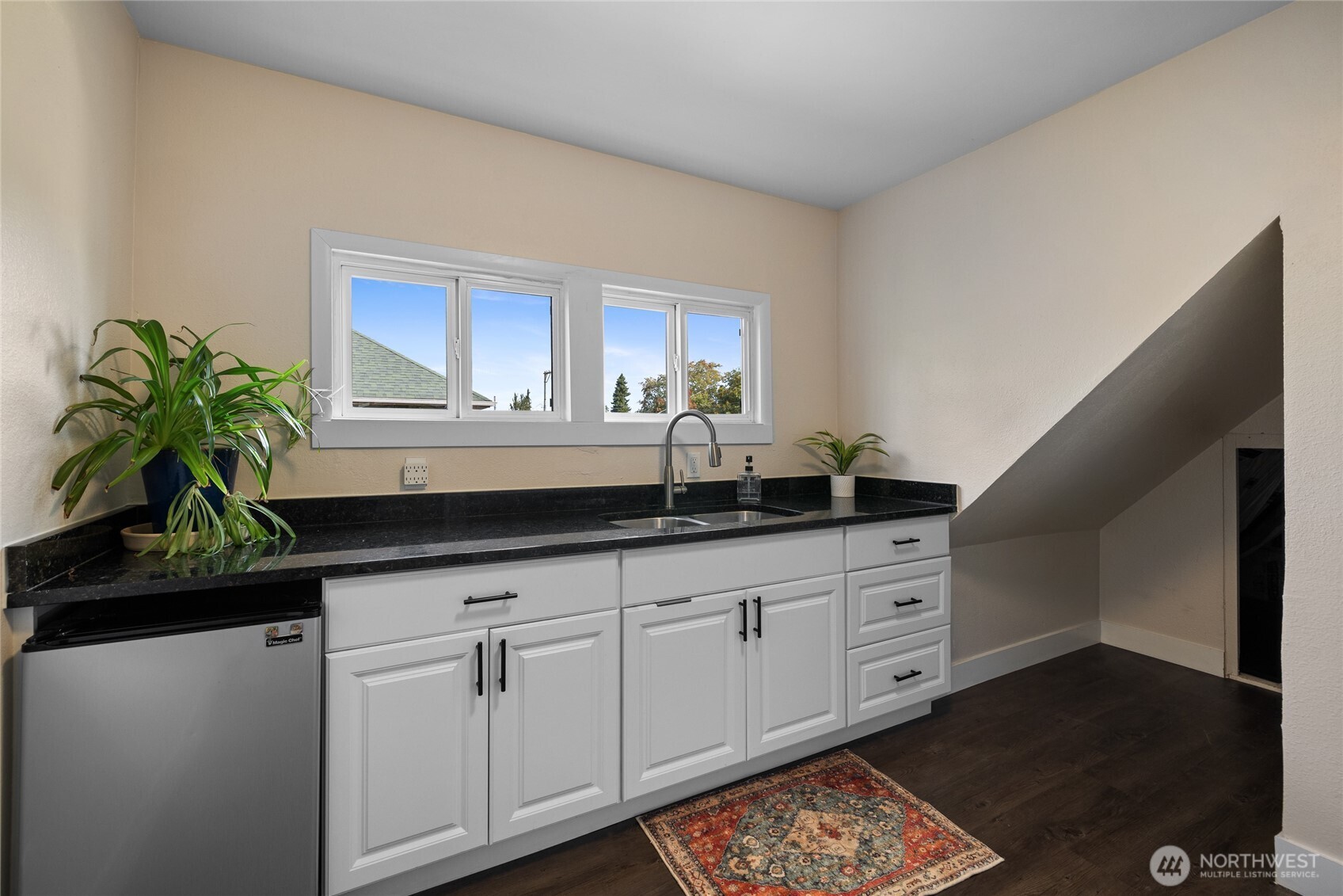 1119 N Oakes Street , Tacoma, WA 98406