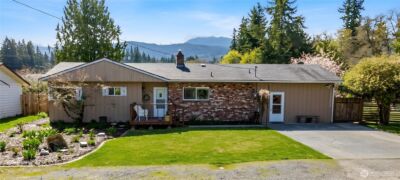 310 E Hillcrest Drive , Port Angeles, WA 98362