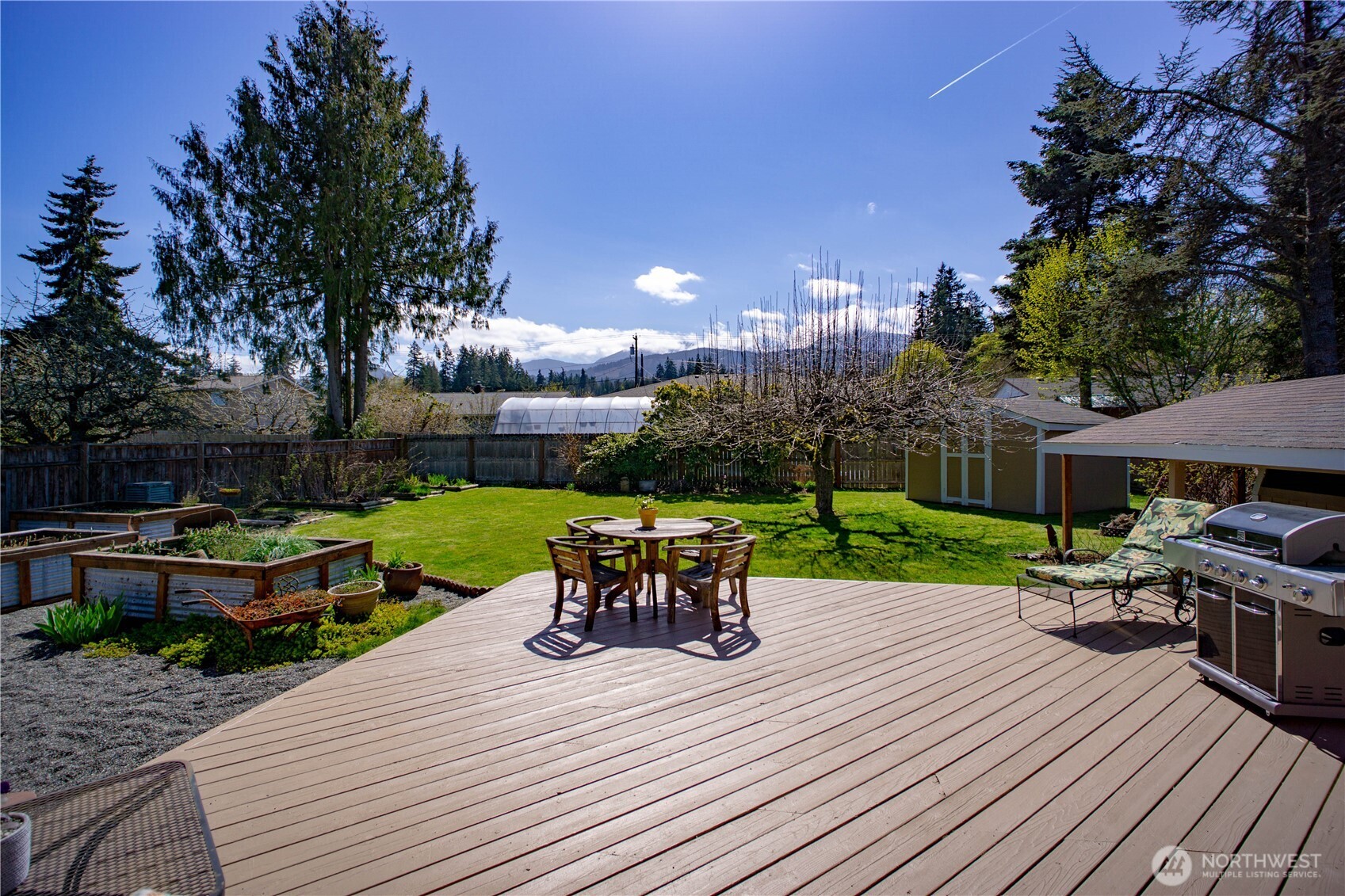 310 E Hillcrest Drive , Port Angeles, WA 98362