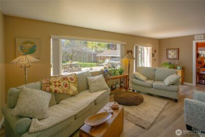 310 E Hillcrest Drive , Port Angeles, WA 98362 - Photo 4