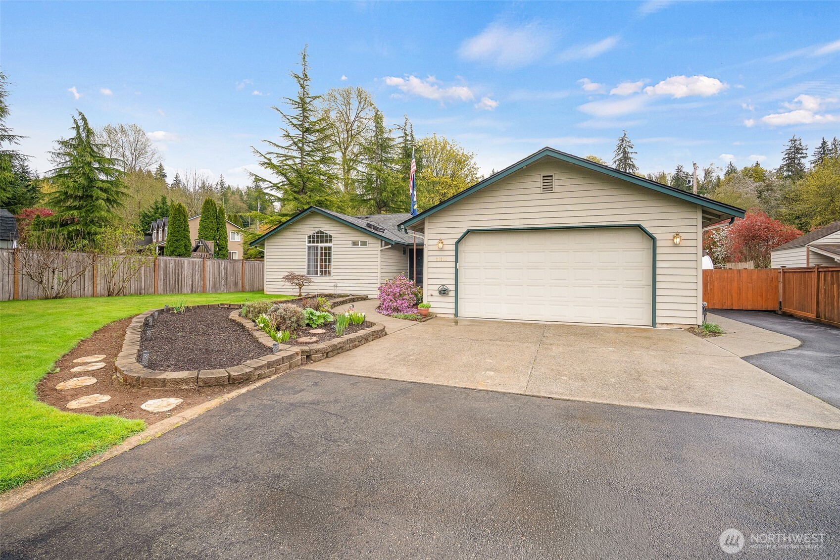 21211 89th Avenue NE, Arlington, WA 98223