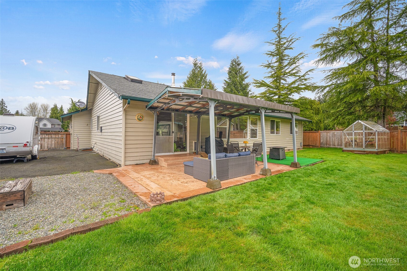 21211 89th Avenue NE, Arlington, WA 98223