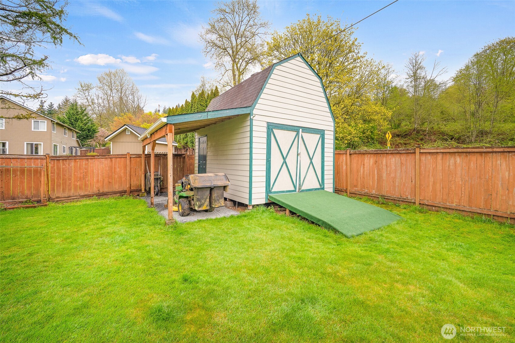 21211 89th Avenue NE, Arlington, WA 98223