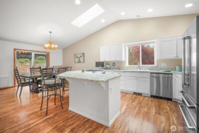 21211 89th Avenue NE, Arlington, WA 98223 - Photo 2