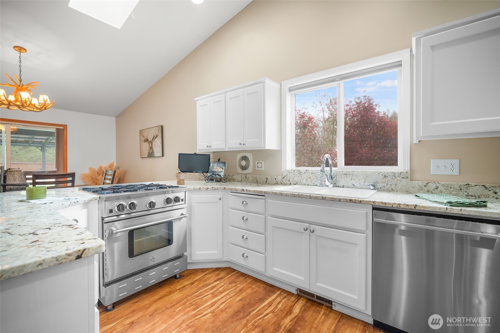 21211 89th Avenue NE, Arlington, WA 98223