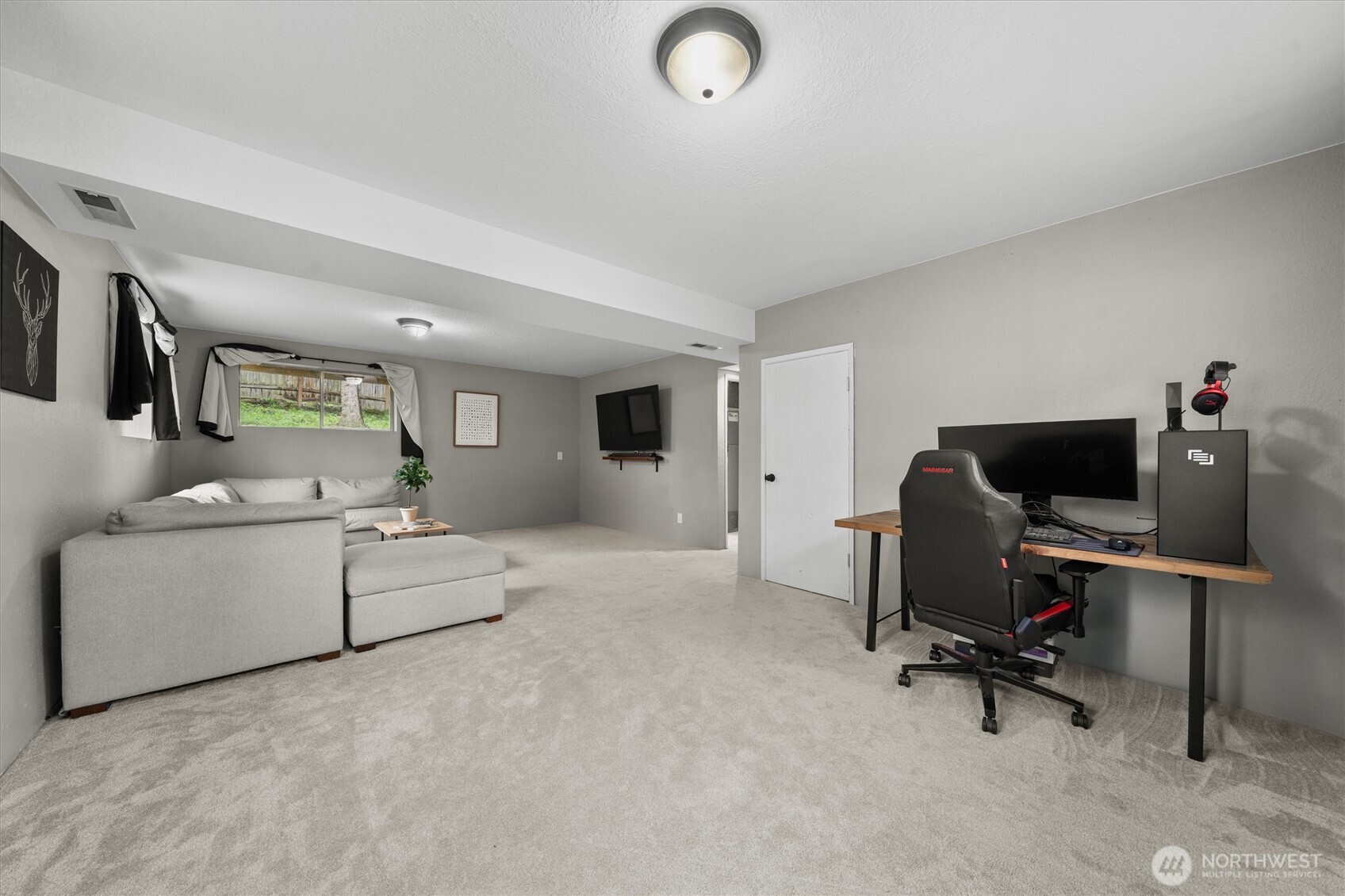 32917 33rd Ave SW, Federal Way, WA 98023
