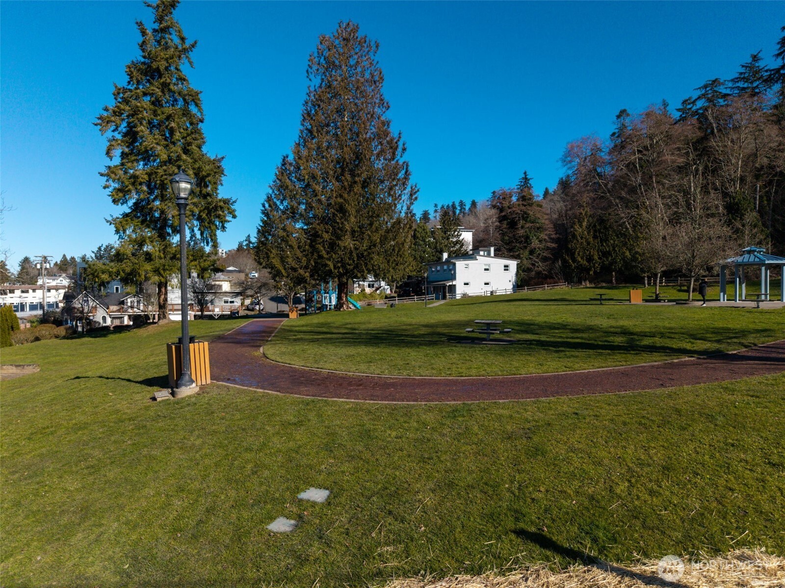 702 S 280th St , Des Moines, WA 98198