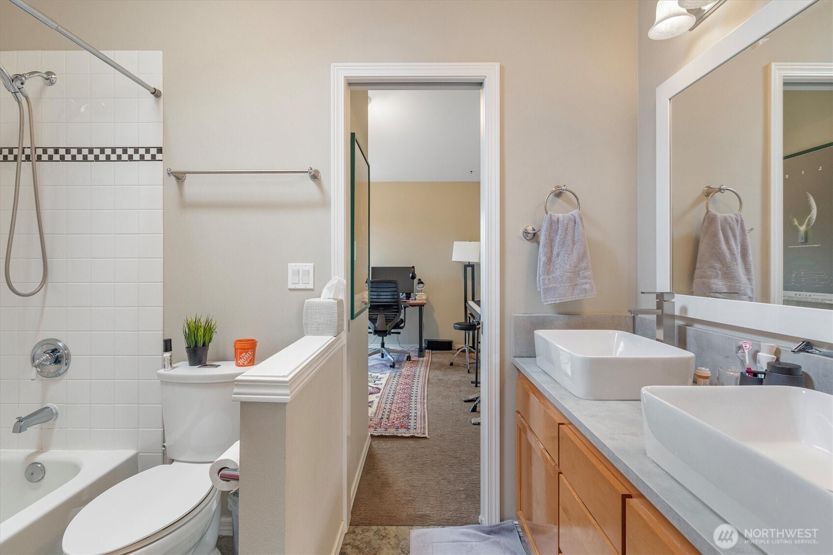 2641 NW 57th Street #Unit A, Seattle, WA 98107