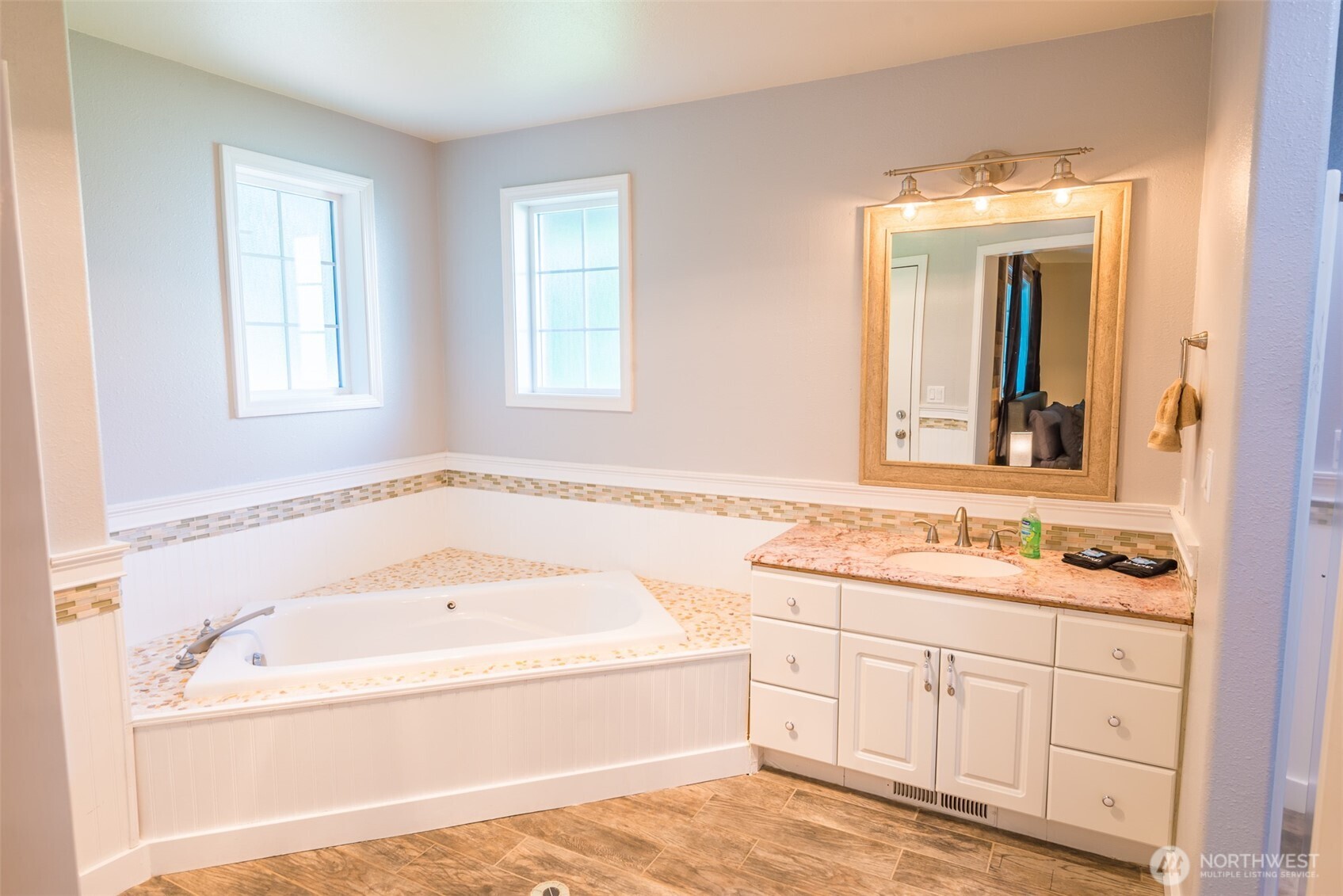2909 E Defrang Street , Port Angeles, WA 98362