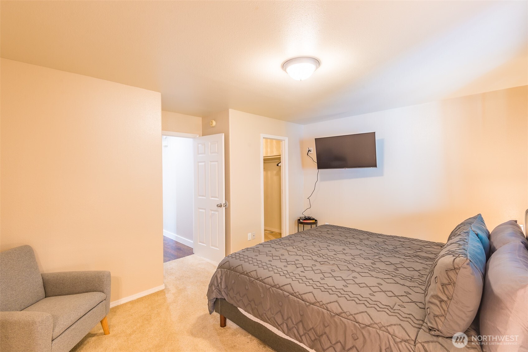 2909 E Defrang Street , Port Angeles, WA 98362