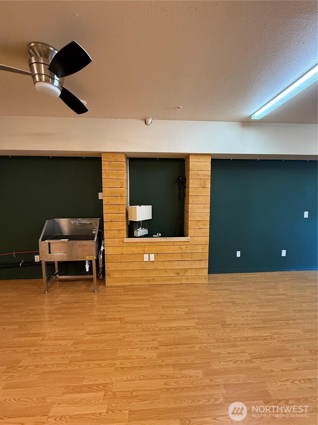 1031 N State Street #110, Bellingham, WA 98225