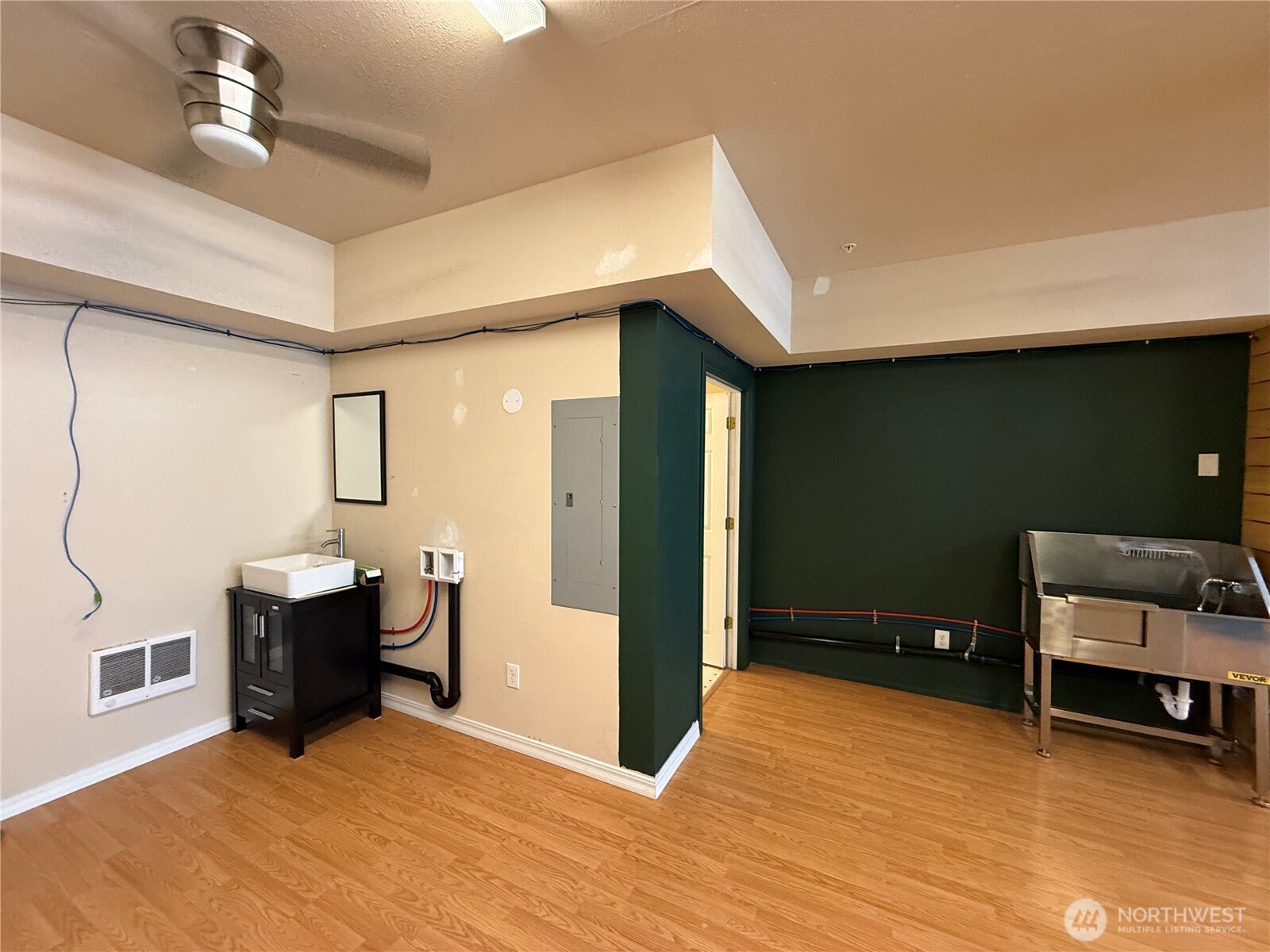 1031 N State Street #110, Bellingham, WA 98225