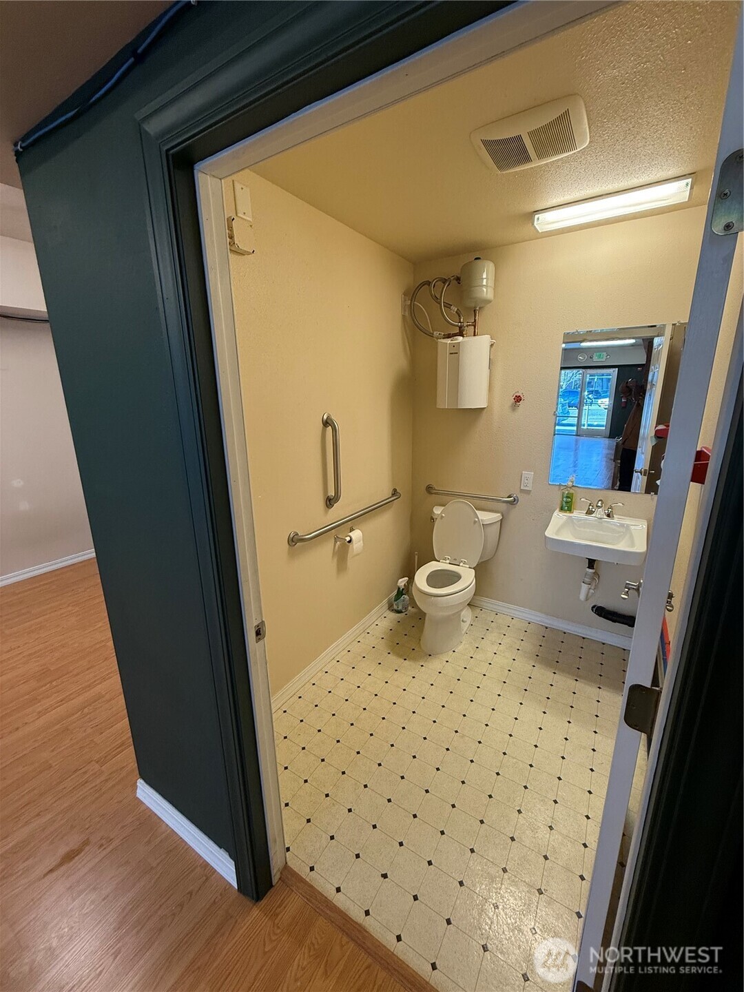 1031 N State Street #110, Bellingham, WA 98225