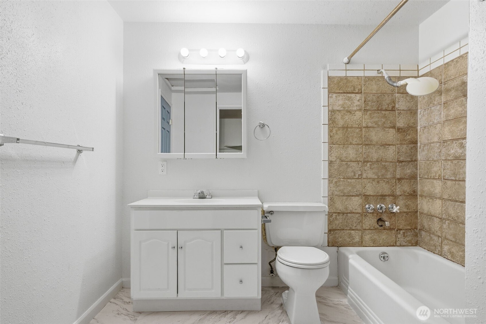 11851 SE 170th Place , Renton, WA 98058