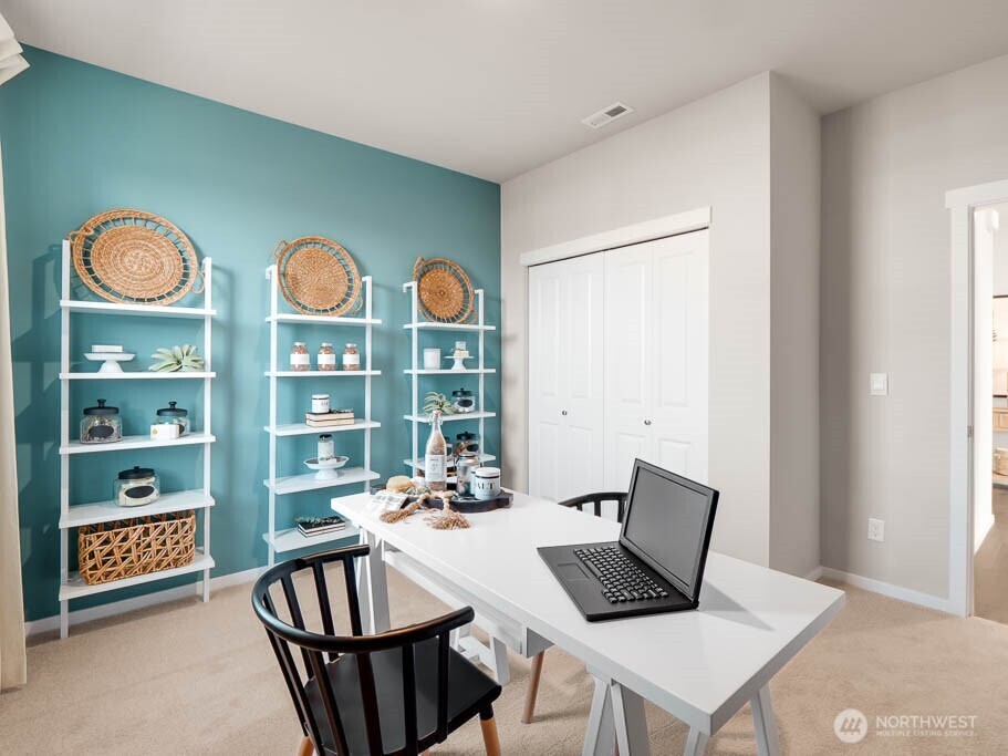 10824 188th Street E #1040, Puyallup, WA 98374