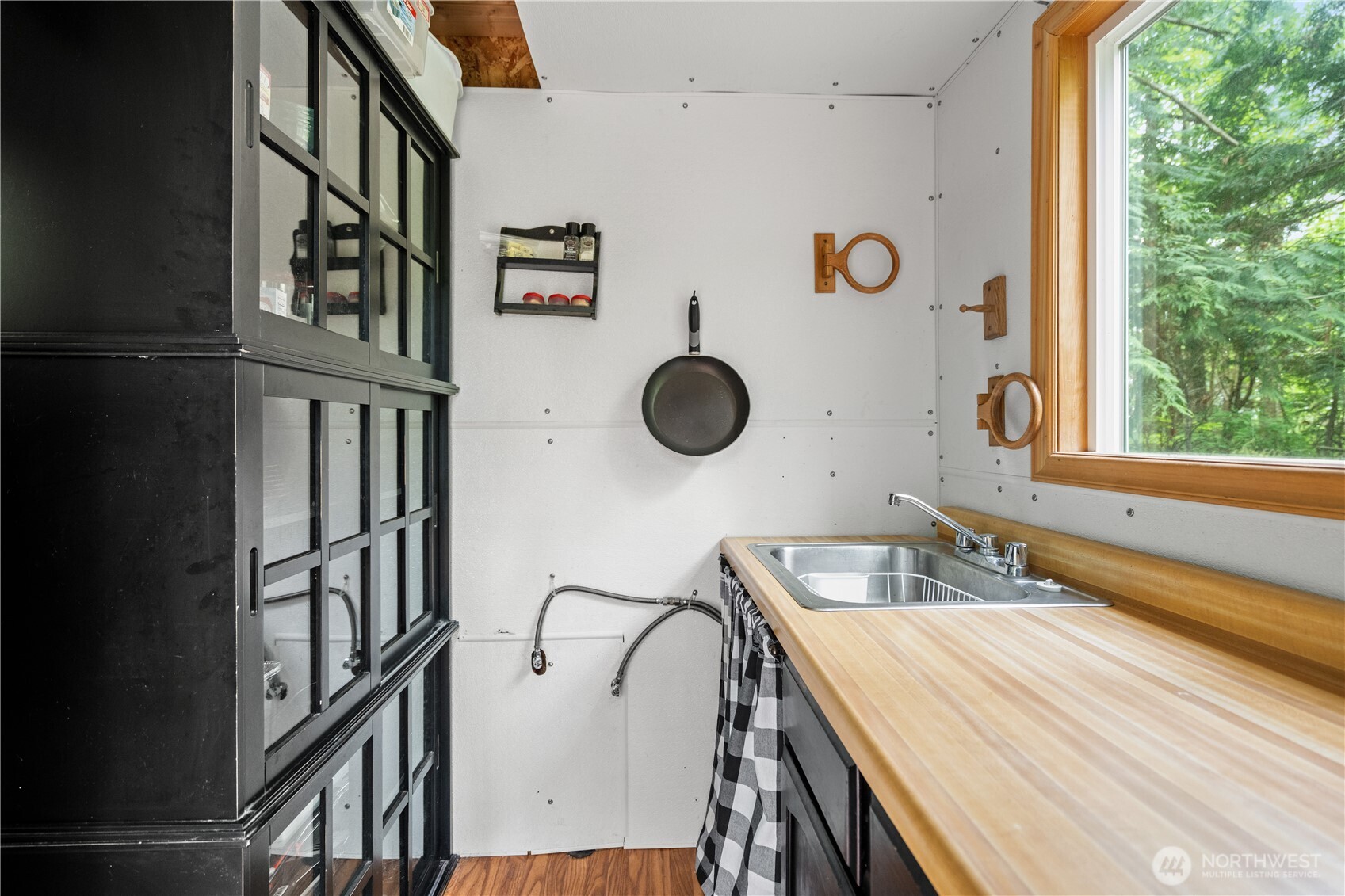 89 Eliza Island , Bellingham, WA 98226