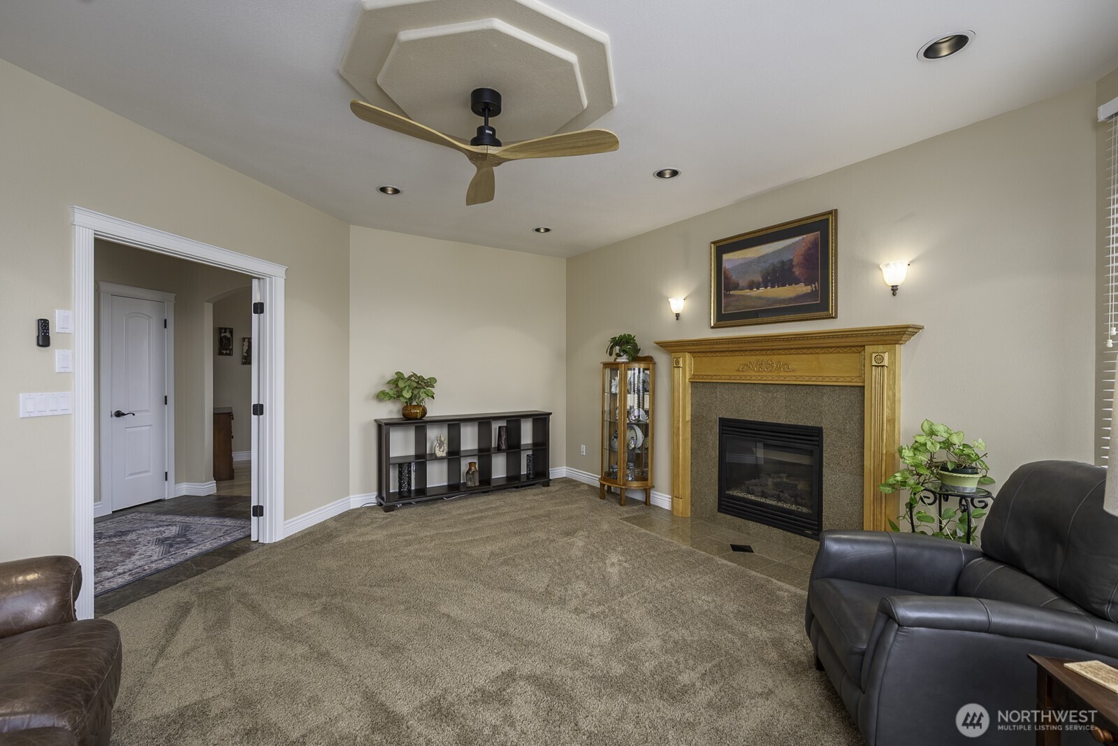 907 S Sand Dune Road , Moses Lake, WA 98837