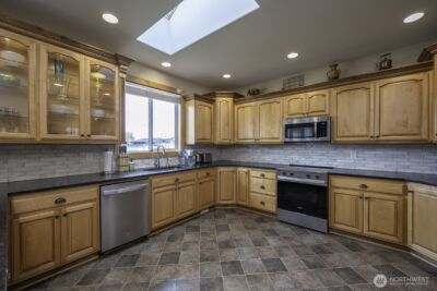 907 S Sand Dune Road , Moses Lake, WA 98837 - Photo 17