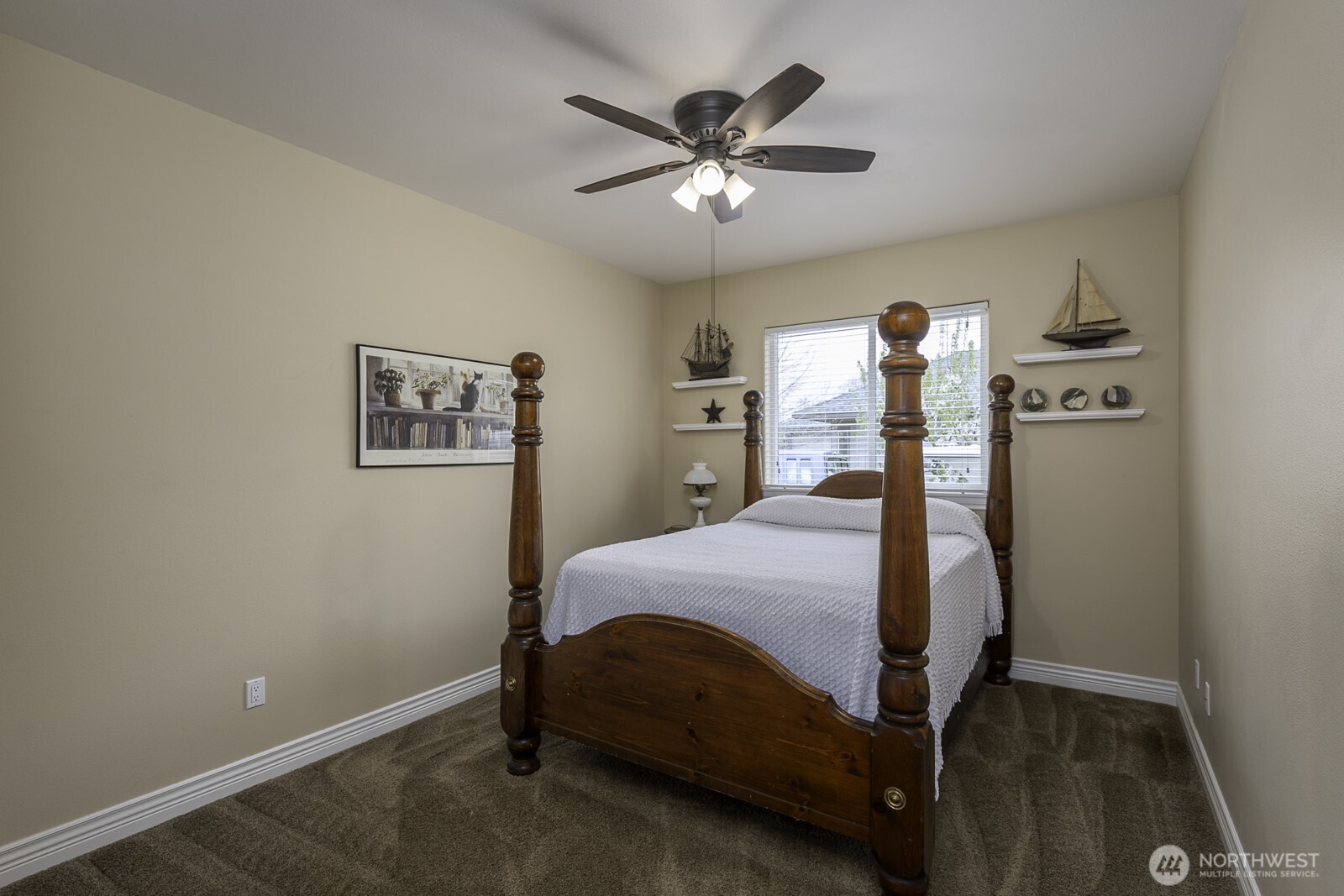 907 S Sand Dune Road , Moses Lake, WA 98837