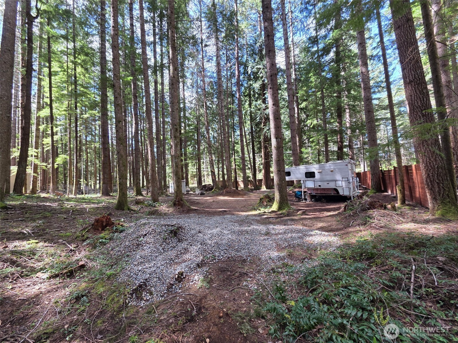 56207 E Kernahan RD , Ashford, WA 98304