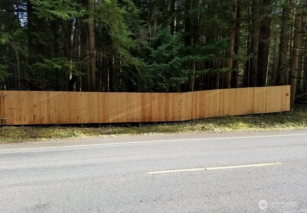56207 E Kernahan RD , Ashford, WA 98304