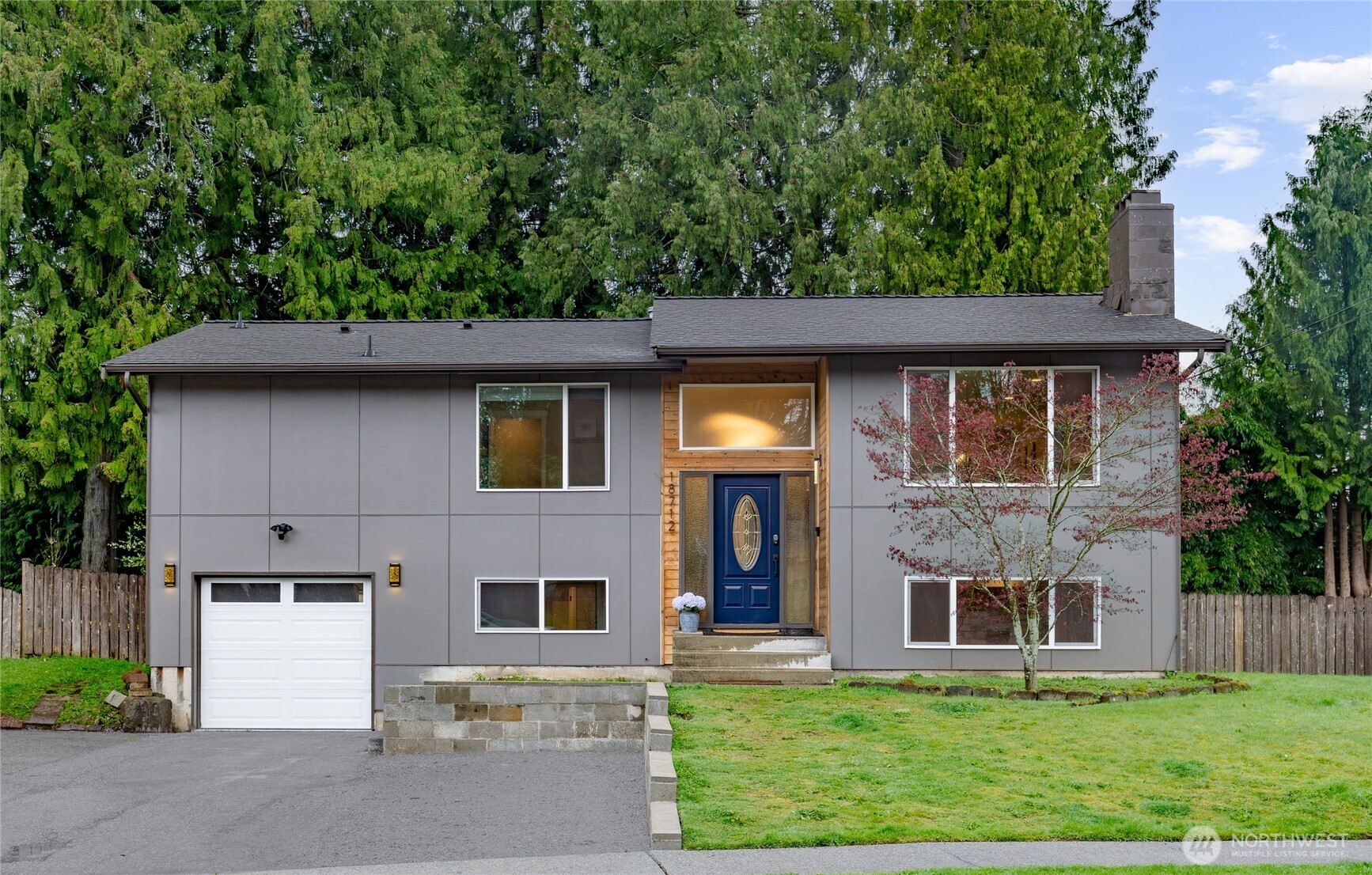 18712 41 Place W, Lynnwood, WA 98037