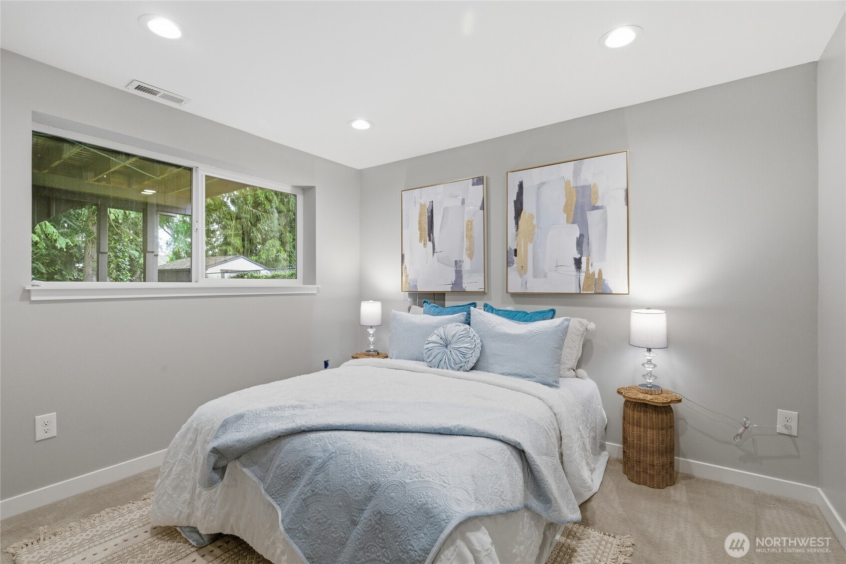 18712 41 Place W, Lynnwood, WA 98037