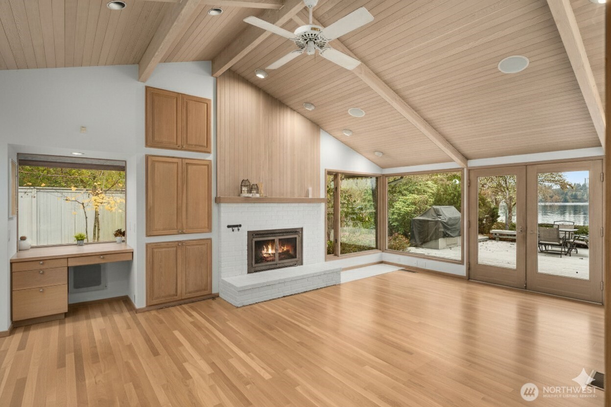 8428 N Mercer Way , Mercer Island, WA 98040-3134