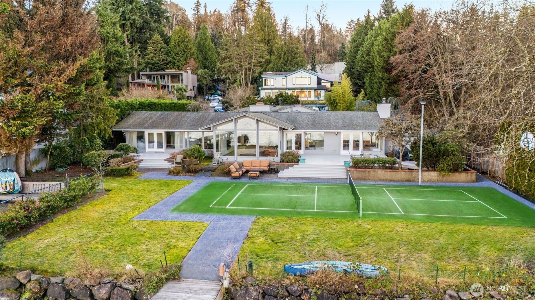 8428 N Mercer Way , Mercer Island, WA 98040-3134